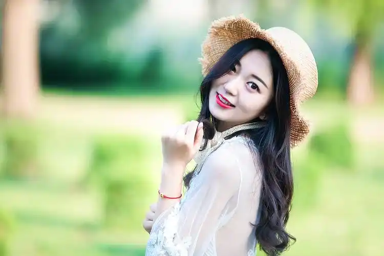 夏日 阳光 女孩 生活就是如此简单