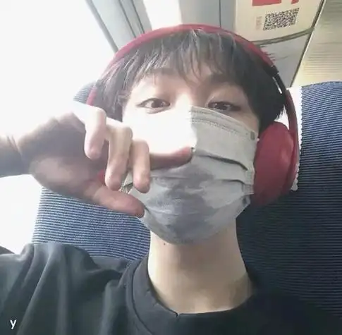 13岁男生戴口罩头像 男生头像图片大全 -【爱个性】