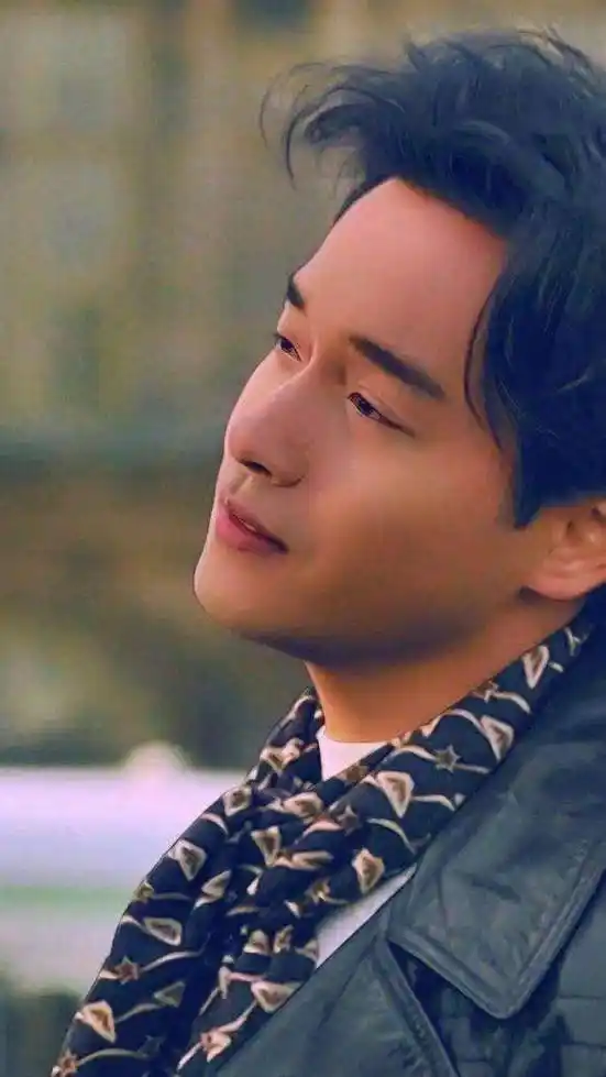 无法重现的老照片里的张国荣, 哥哥之后再无巨星