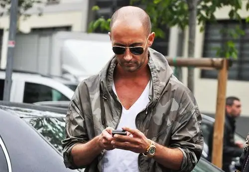 硬朗而时髦的光头icon 男人都想像他一样有型