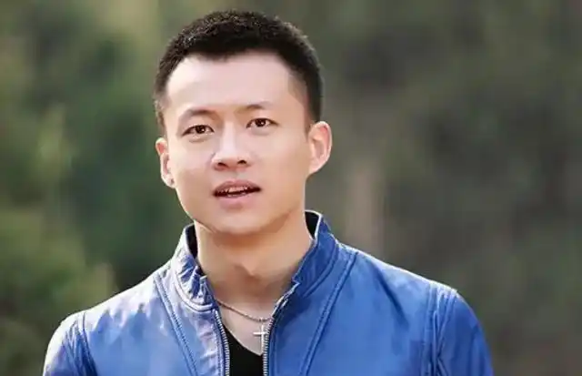 唐曾:跑了十几年龙套,37岁和赵丽颖搭档一夜爆红,凭演技火出圈