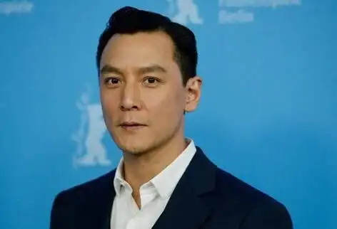 新版古墓丽影吴彦祖演不是路人的luren船长