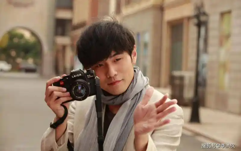 周杰伦被疑江郎才尽,圣诞新歌旋律"撞车"4首旧作,什么情况?