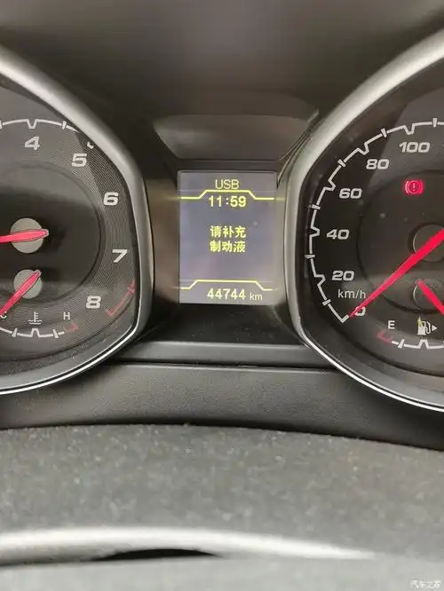 看刹车油没到下限怎么提示制动液不足