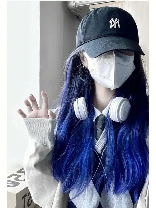 长沙染发7373今年流行的发色&深蓝色超显白的蓝色雾蓝色93一款