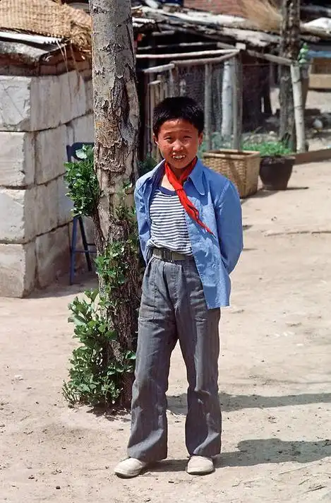 80年代小学生彩色老照片