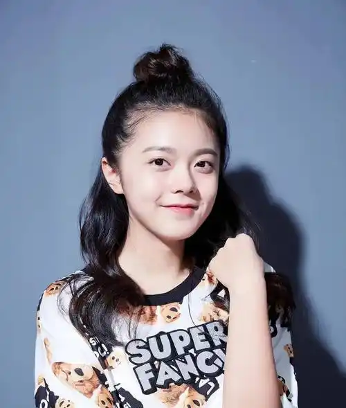 女演员长相很重要,看到21岁的赵今麦,才知道什么是老天赏饭吃_殷果_林