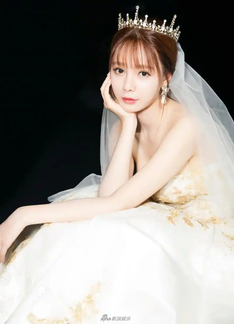 沈梦辰婚纱秀