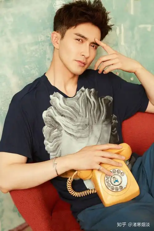 集美能不能发一下高伟光的高清照片