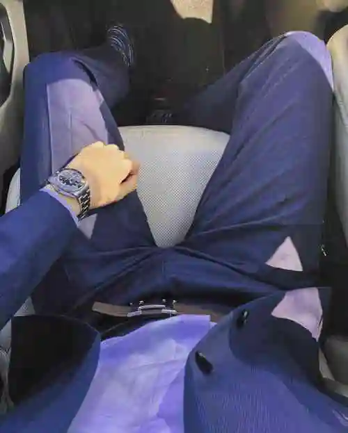 西裤支起的帐篷图片,男士西装凸包图片