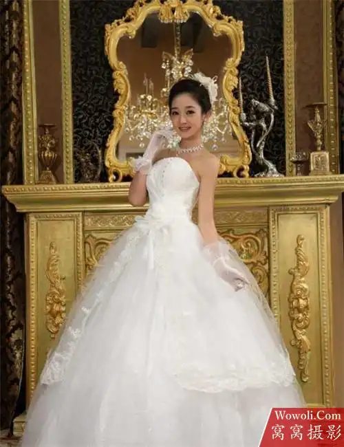 韩式婚纱照新娘简约盘发发型