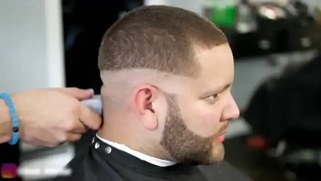 特别适合胖子的板寸头发型,看着清爽又帅气!