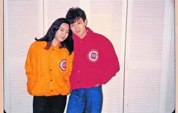 朱丽倩出身豪门的千金大小姐为爱甘愿成为天王背后的影子