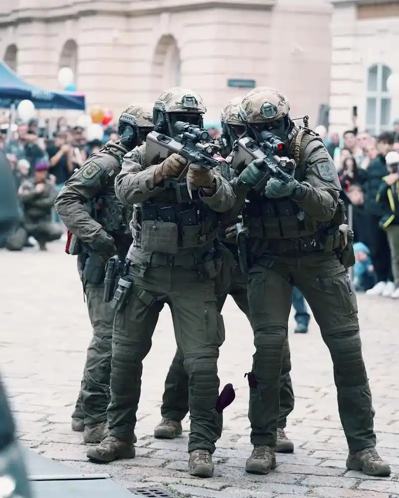奥地利eko特种警察部队 - 抖音