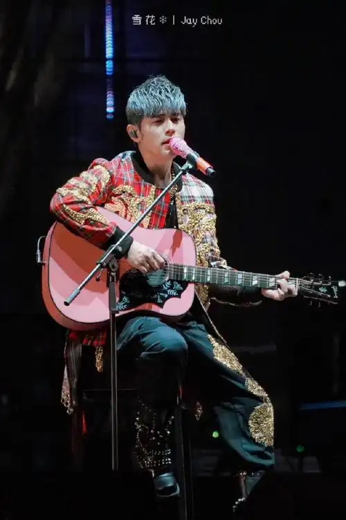 周杰伦出道23周年#周杰伦嘉年华杭州演唱会 20191116  高清 18p02