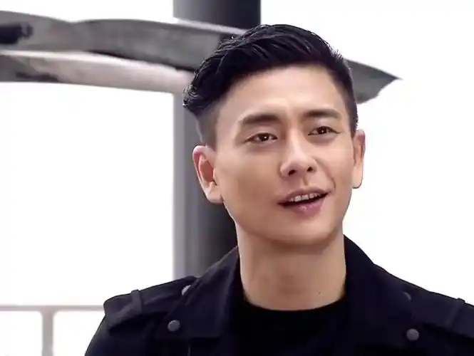 港圈男神黄宗泽,痞帅天花板