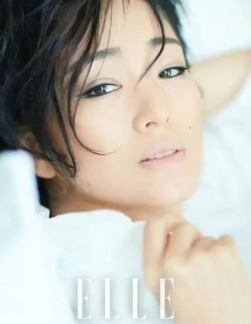 看短发巩俐演绎霸气与优雅