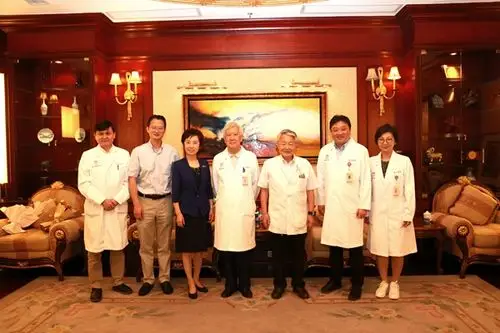 复旦大学附属华山医院