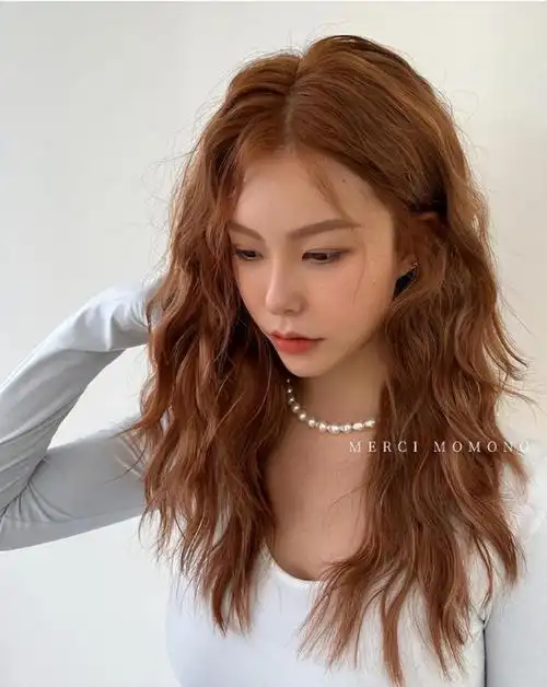 可爱卷发发型图片(2022羊毛卷烫发火了)