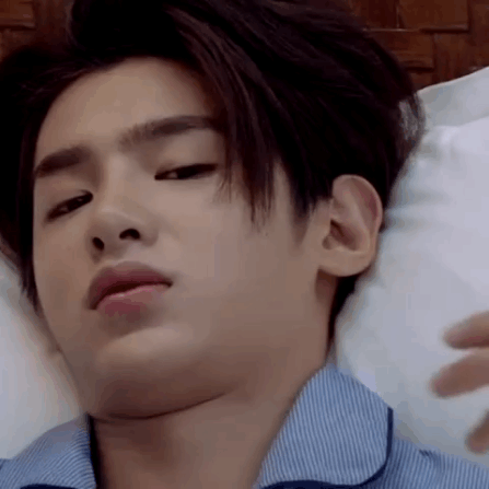 justin黄明昊动图