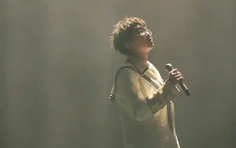 【毛不易】20230401深圳演唱会 城市傍晚