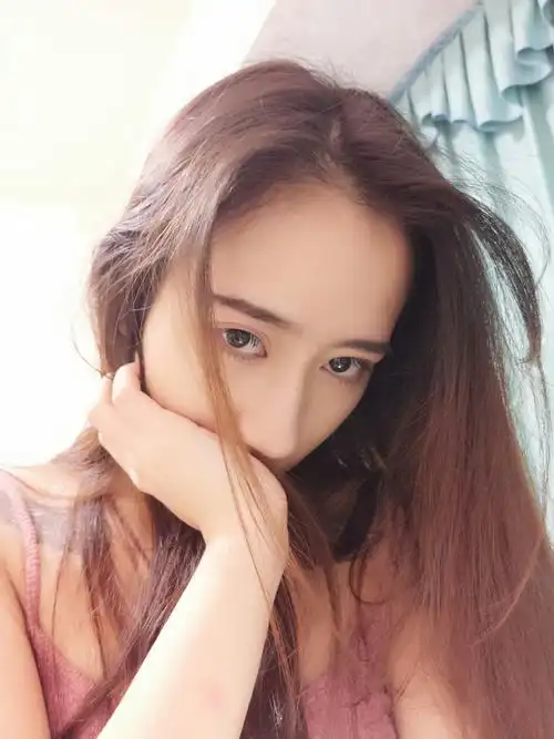 高鼻梁的女生是什么体验