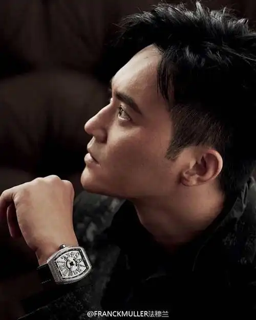 以下为这些年张智霖出席法穆兰活动或者是硬照的一些图片.