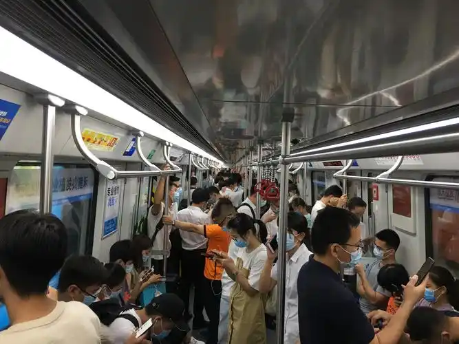 运力将提升近40广州地铁三号线将增购18列新车