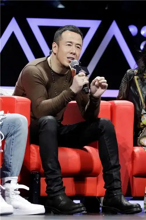 杨坤个人资料(48岁的杨坤怎么突然不红了?)(图11)