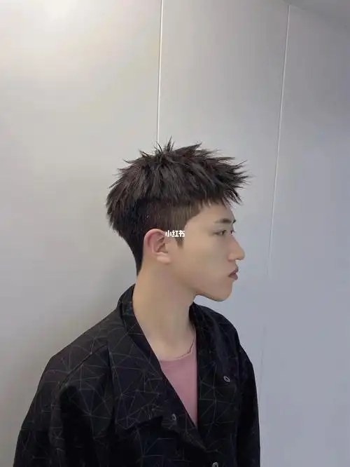 钢夹烫是不是比较自然的发型