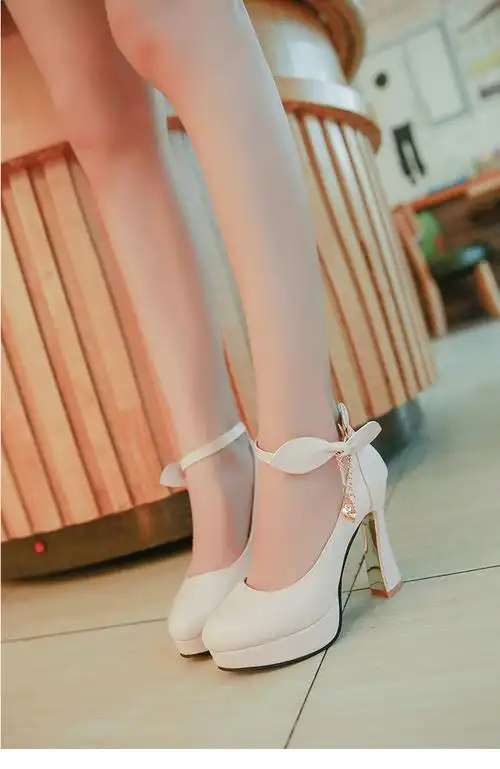 高跟鞋女学生春季新款女士一字扣粗跟单鞋女鞋防水台高跟鞋甜美圆头