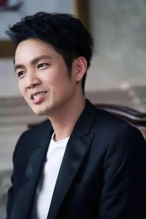 钟汉良最新头像(钟汉良头像图片高清)-天晟网