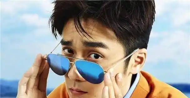 他实力不输彭于晏,如今沦落到卖烧烤,网友称是金子总会发光_蒋劲夫