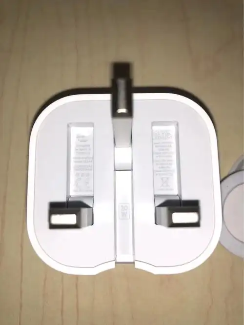 适用20w英规港版快充充电器iphone1211proipadpro英规快充头