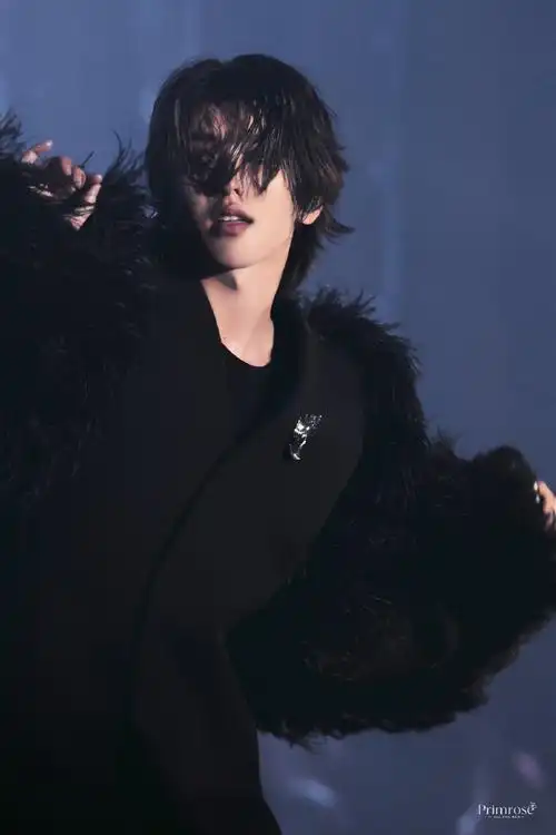 蔡徐坤吉隆坡演唱会##蔡徐坤新歌spotlight