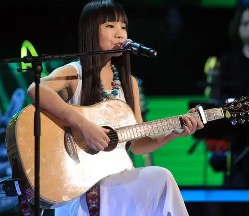 好声音女学员私照曝光 美貌与实力同在