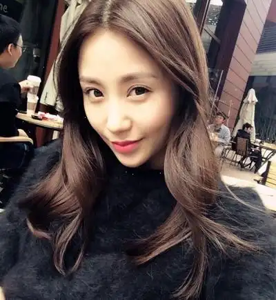 图揭秘石洋子个人资料因出演叶知秋一角而踏入演艺圈