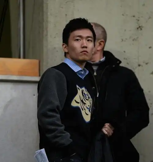 盖戳表扬苏宁太子张康阳被国外时尚媒体认可被赞中国富豪典范