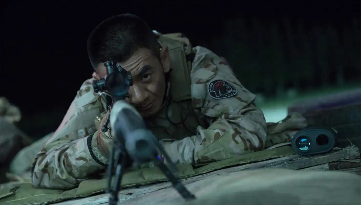 原创狙击手会优先攻击头部别被影视剧给骗了他们更愿意打身体部位