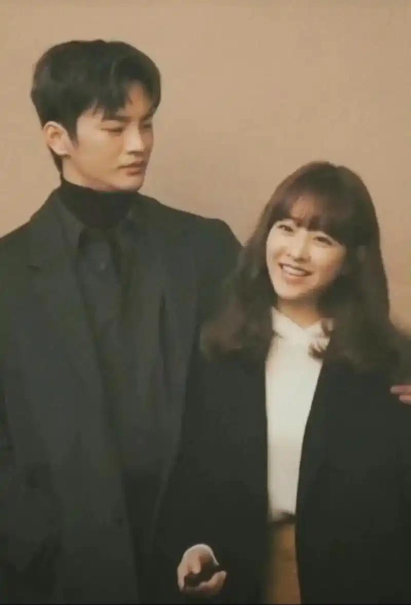 某天灭亡走进我家门 #徐仁国 #朴宝英 - 抖音