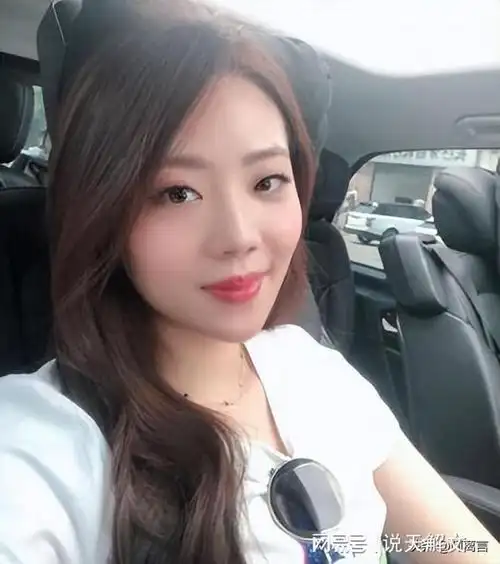 体操冠军聚会刘璇杨云被赞冻龄李敬认不出李安琪老到不敢认