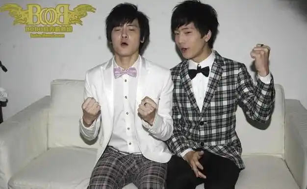 早期付辛博比井柏然帅现在过了近20年井柏然的颜值领先了