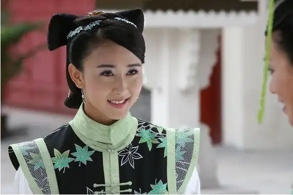 胡静饰西林春《大清后宫之还君明珠》7