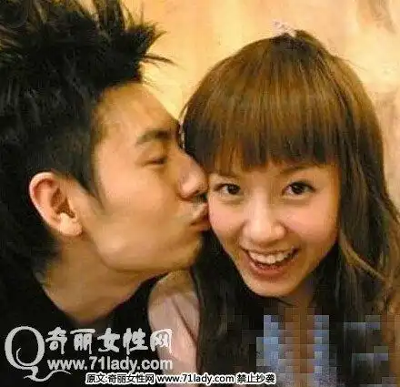 张子萱老公杨一柳 与老公昔日旧照被爆婚内多次出轨(2)