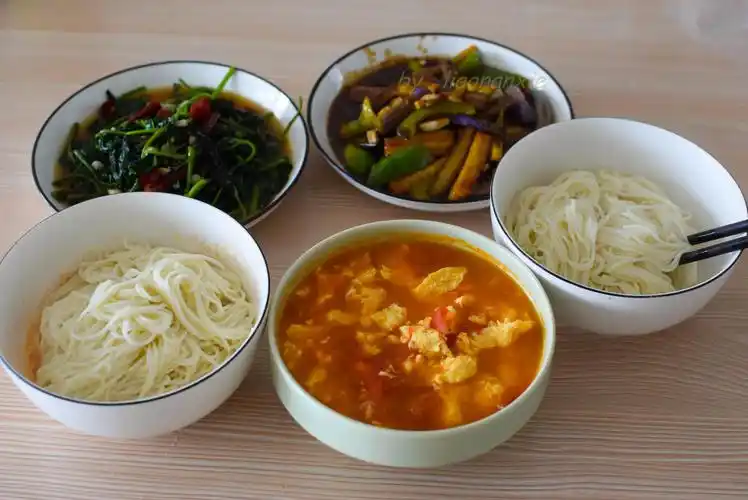 原创蟹姐家7日午饭,菜不多餐餐光盘,营养均衡家常好吃不浪费