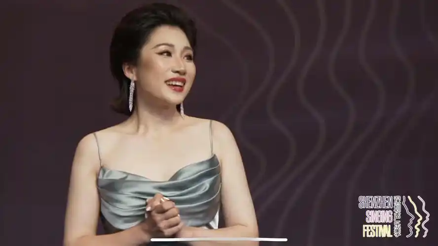 深圳声乐季展演百变女王张金鸽
