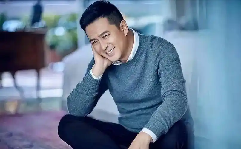 越老越帅的5位男星,人过中年却儒雅帅气 有你喜欢的大叔么_靳东