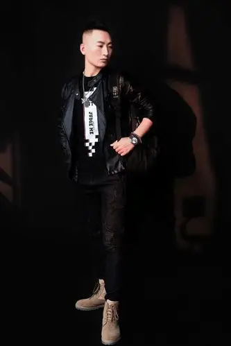 中国内地华语男歌手古乐