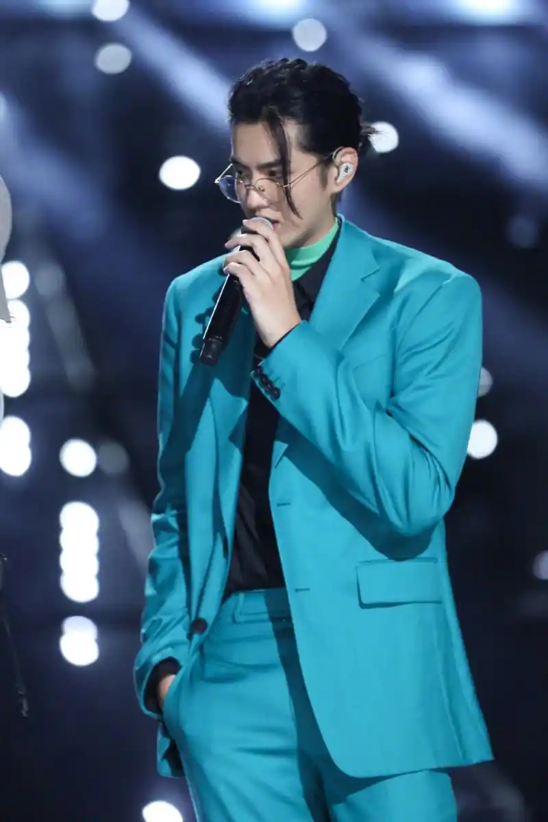 吴亦凡即将现身创造营2020 首次公演舞台!