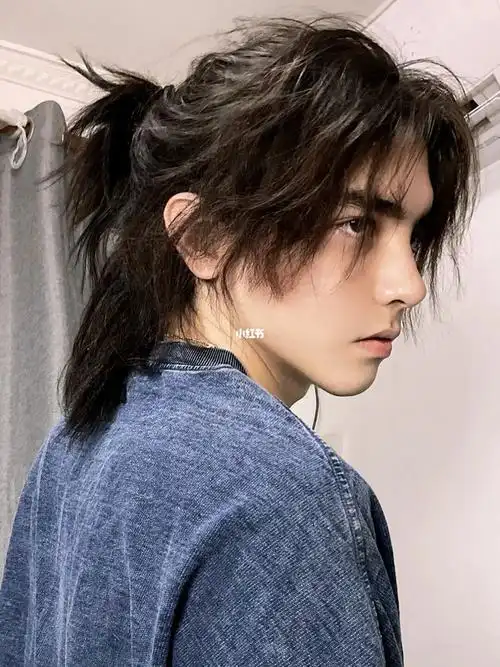 慵懒感男生长发